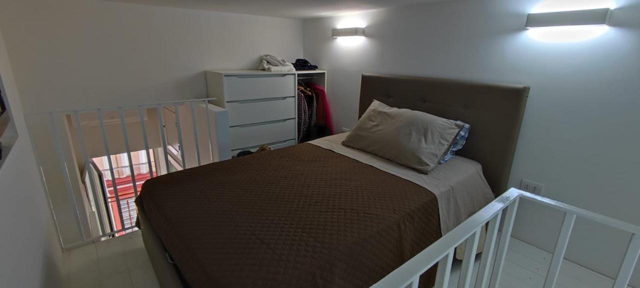 Bibis home Napels Buitenkant foto