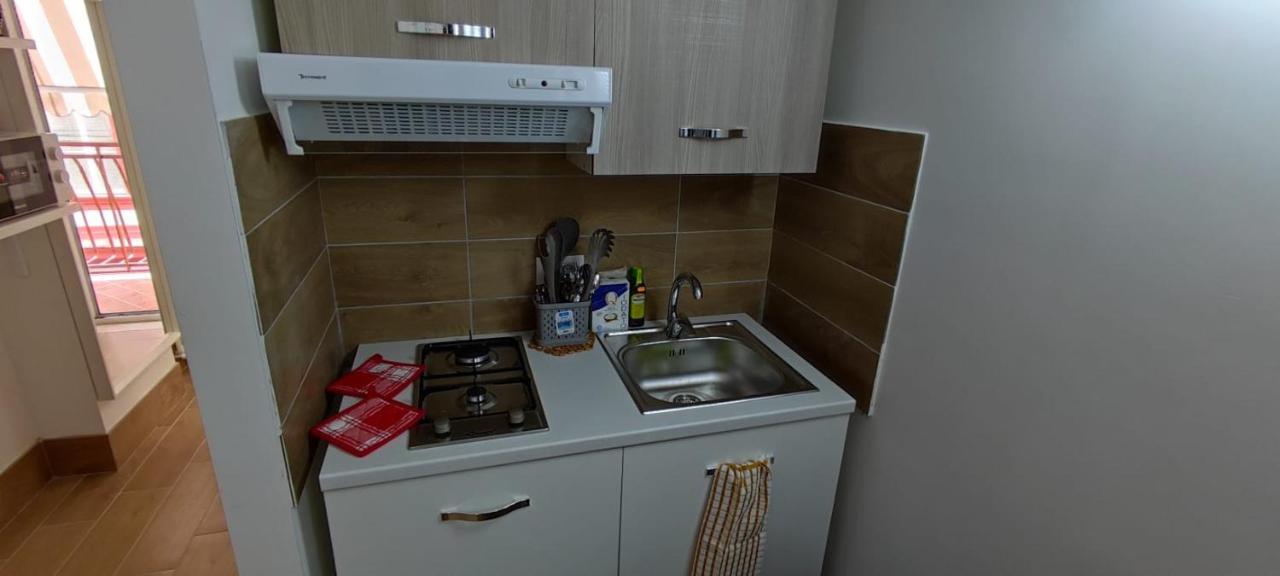 Bibis home Napels Buitenkant foto