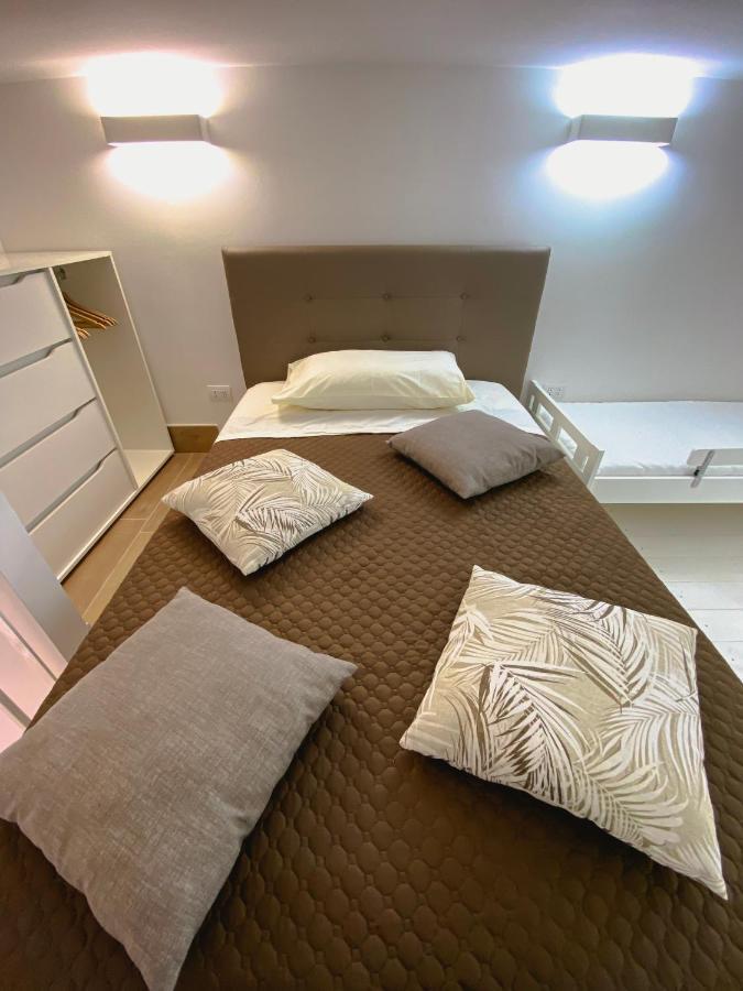 Bibis home Napels Buitenkant foto